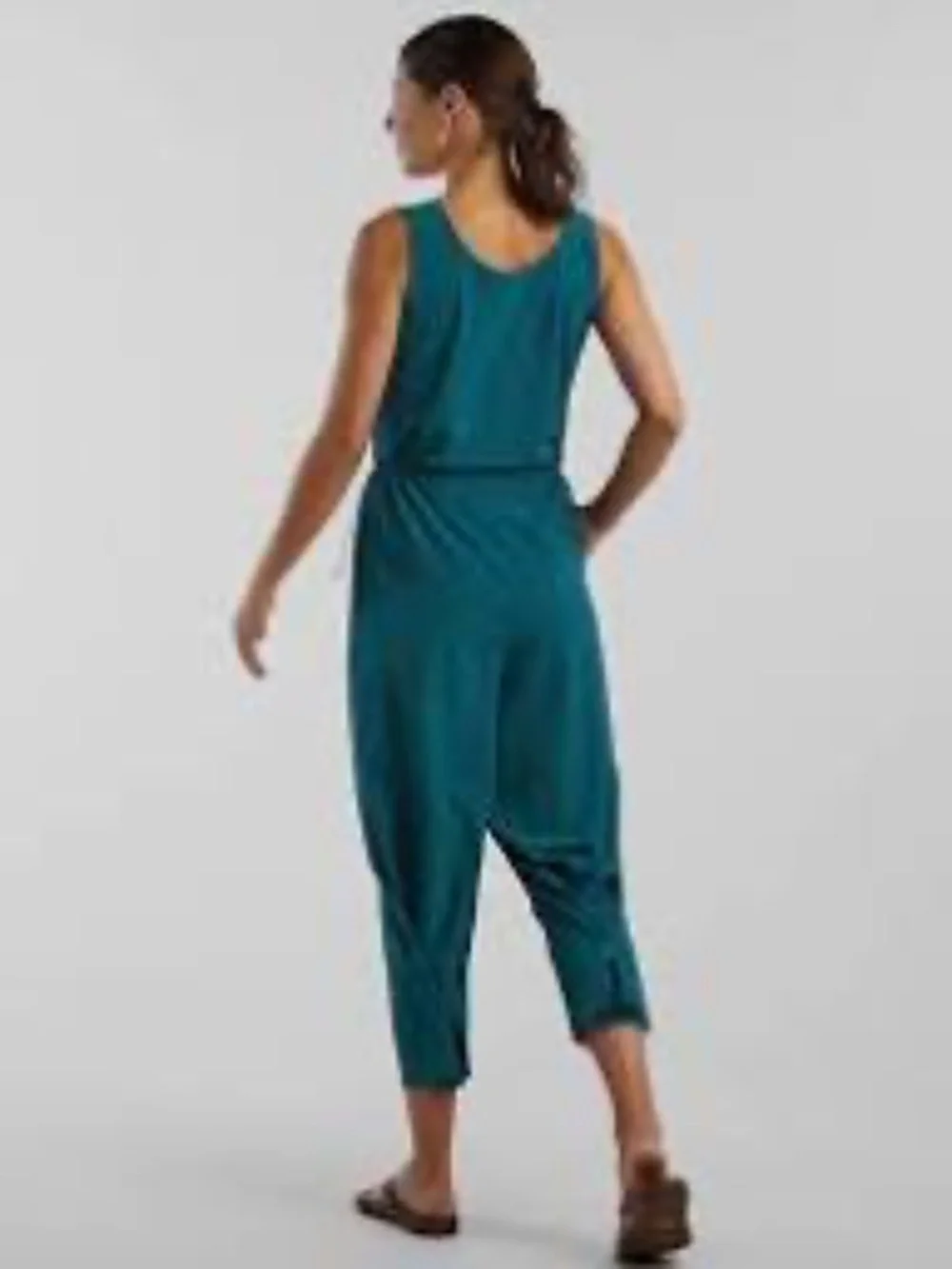 T9 Title Nine Round Trip Sleeveless Jumpsuit - Picture 12 of 12